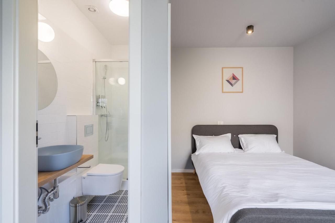 Cute Central Apartments In Villa Bucureşti Ngoại thất bức ảnh