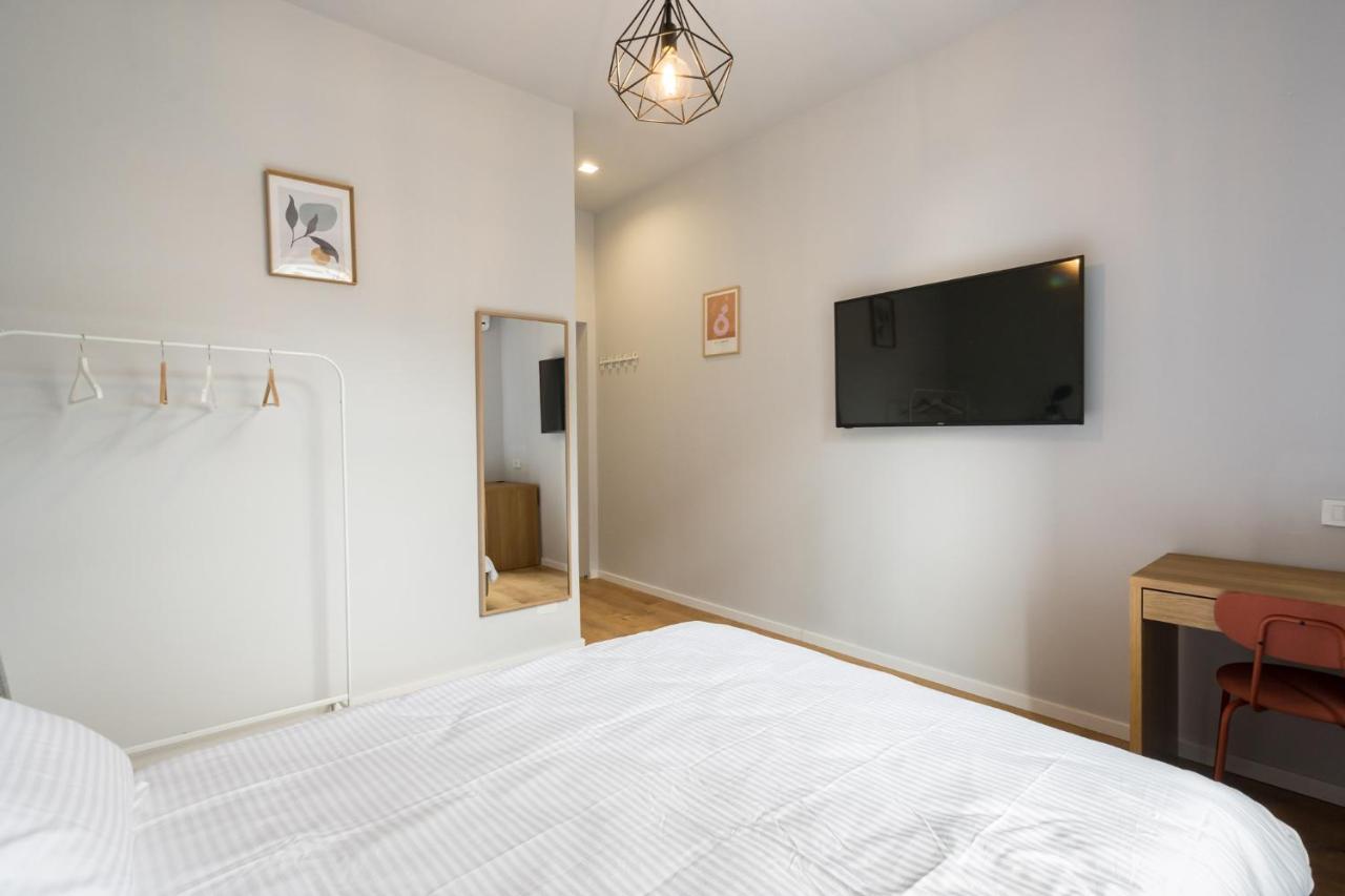 Cute Central Apartments In Villa Bucureşti Ngoại thất bức ảnh