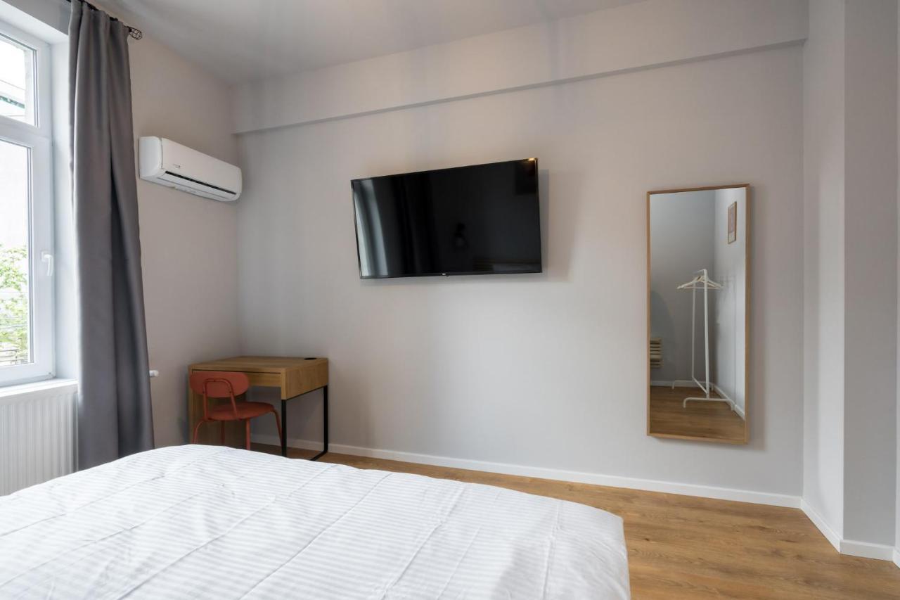 Cute Central Apartments In Villa Bucureşti Ngoại thất bức ảnh