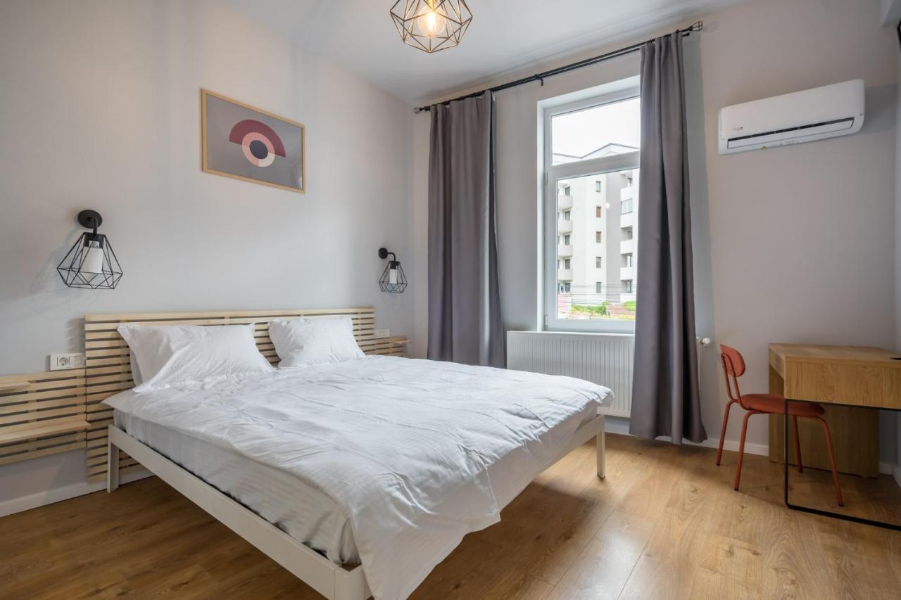 Cute Central Apartments In Villa Bucureşti Ngoại thất bức ảnh