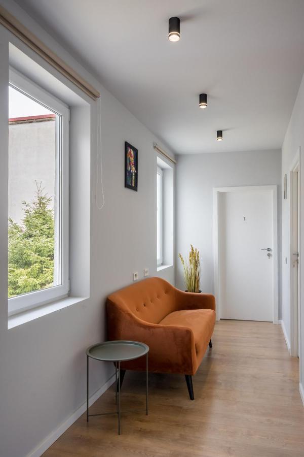Cute Central Apartments In Villa Bucureşti Ngoại thất bức ảnh