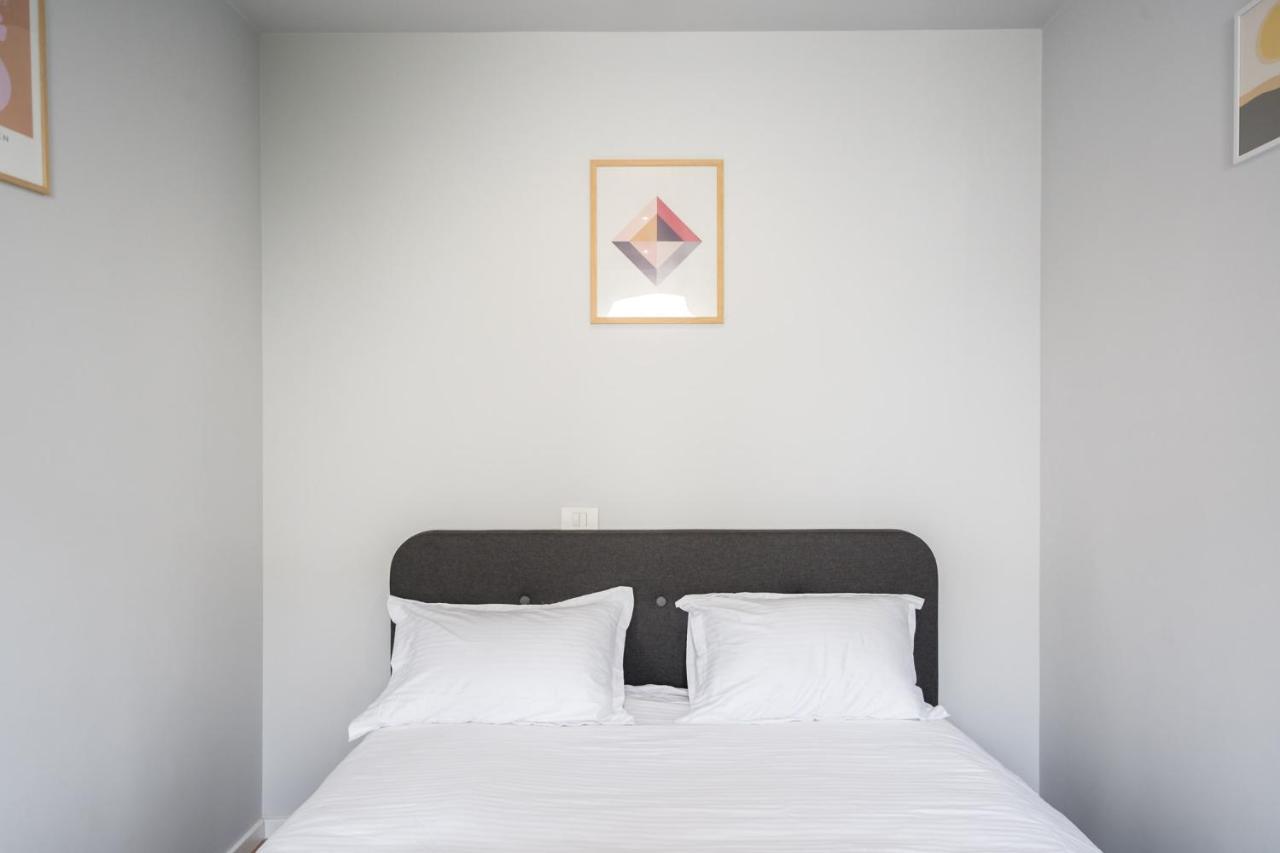 Cute Central Apartments In Villa Bucureşti Ngoại thất bức ảnh